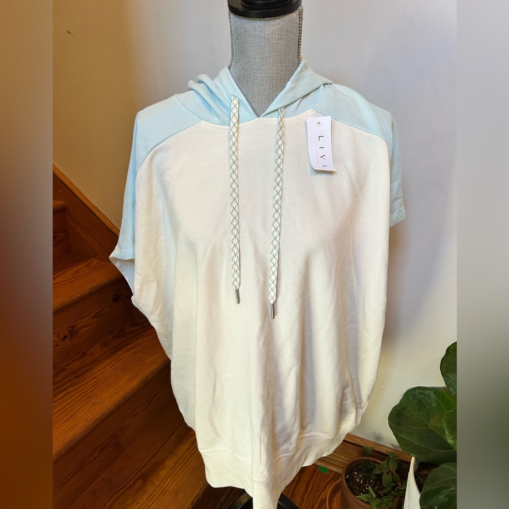 NWT Livi by Lauren Conrad Blue and White Hooded Workout Top